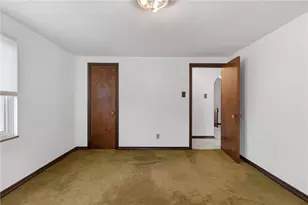 212 E Muntz, Butler, PA 16001 - Photo 21