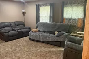 809 E Pine St, Grove City Boro, PA 16127 - Photo 11