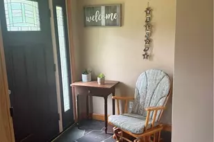 809 E Pine St, Grove City Boro, PA 16127 - Photo 3
