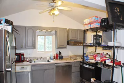 912 5th St, Pittsburgh, PA 15147 - Photo 13