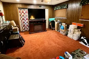 919 Millerdale St, Pittsburgh, PA 15201 - Photo 9