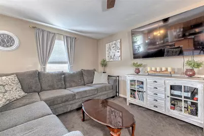 415 Crossbow Dr, New Stanton, PA 15672 - Photo 11