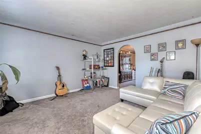 415 Crossbow Dr, New Stanton, PA 15672 - Photo 15