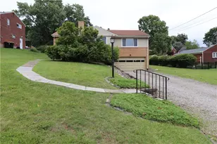277 Oaklyn Rd, Bethel Park, PA 15102 - Photo 1