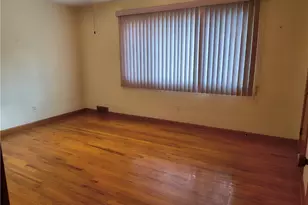 277 Oaklyn Rd, Bethel Park, PA 15102 - Photo 13