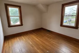 2201 Delaware Ave, New Castle, PA 16105 - Photo 25