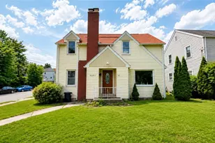 2201 Delaware Ave, New Castle, PA 16105 - Photo 1