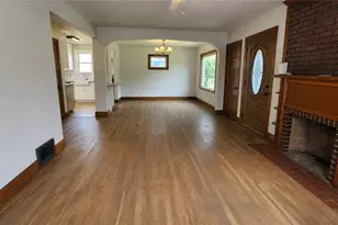 2201 Delaware Ave, New Castle, PA 16105 - Photo 9