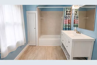 2201 Delaware Ave, New Castle, PA 16105 - Photo 23