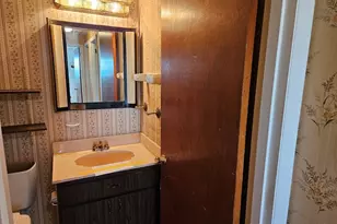 200 Lookout Dr, Oakdale, PA 15071 - Photo 27
