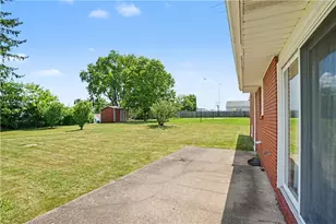 2107 Lynwood Dr, Hopewell Township, PA 15001 - Photo 25