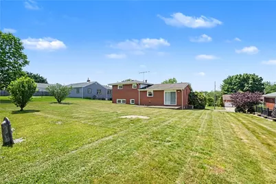2107 Lynwood Dr, Hopewell Township, PA 15001 - Photo 29