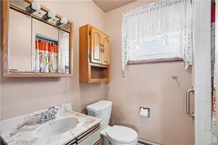 2107 Lynwood Dr, Hopewell Township, PA 15001 - Photo 19