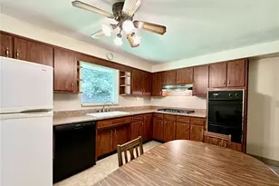 1235 Free Ln, Wilkins Township, PA 15145 - Photo 15