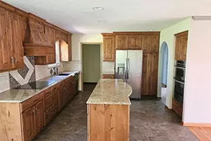 182 Markwood Dr, Cecil, PA 15317 - Photo 7