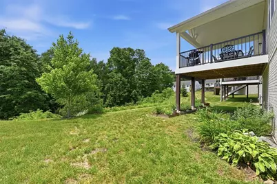 789 Oliver St, Lancaster Township, PA 16037 - Photo 3