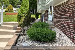 1350 Denton St, Hempfield Township, PA 15601 - Photo 3