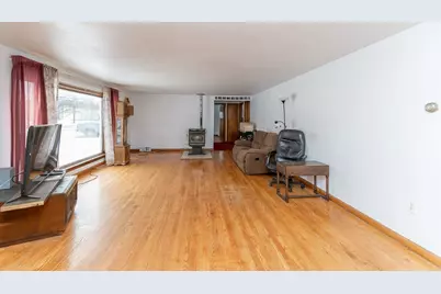 107 Wallace Dr, Darlington Township, PA 16115 - Photo 13