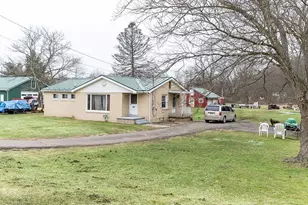 107 Wallace Dr, Darlington Township, PA 16115 - Photo 3