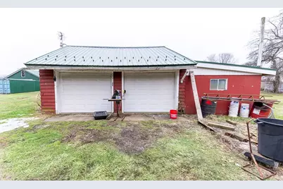 107 Wallace Dr, Darlington Township, PA 16115 - Photo 9