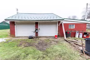 107 Wallace Dr, Darlington Township, PA 16115 - Photo 9