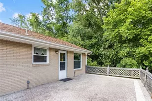1641 Highland Rd, Economy, PA 15027 - Photo 21