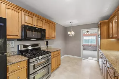 157 Gourley Ln, Center Township, PA 15061 - Photo 7