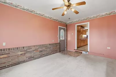 157 Gourley Ln, Center Township, PA 15061 - Photo 9