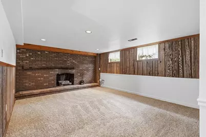 157 Gourley Ln, Center Township, PA 15061 - Photo 17