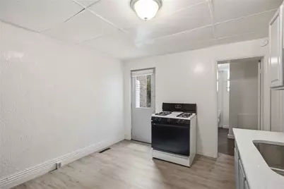 2014 Tustin St, Pittsburgh, PA 15219 - Photo 9