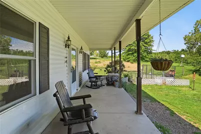 220 Main Rd, Donegal Township, PA 15376 - Photo 3