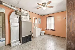 111 Center St, Shade Township, PA 15563 - Photo 11
