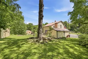 111 Center St, Shade Township, PA 15563 - Photo 25