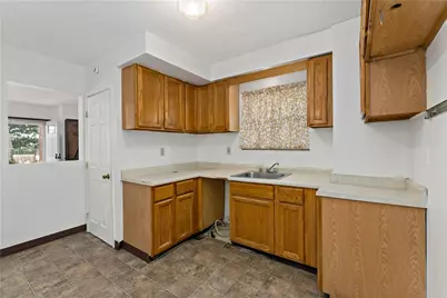 3940 Dalewood St, Pittsburgh, PA 15227 - Photo 15