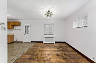 3940 Dalewood St, Pittsburgh, PA 15227 - Photo 9