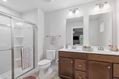 174 Olivia Dr, Center Township, PA 15061 - Photo 15
