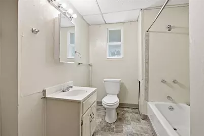 2016 Tustin St, Pittsburgh, PA 15219 - Photo 13