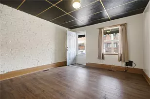 2016 Tustin St, Downtown Pgh, PA 15219 - Photo 9