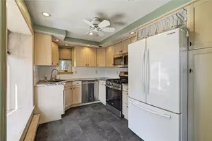 5221 Springdale Dr, Pittsburgh, PA 15236 - Photo 13