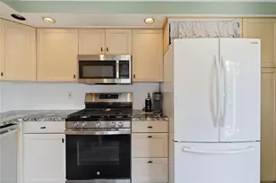 5221 Springdale Dr, Pittsburgh, PA 15236 - Photo 17