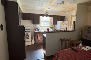 1128 McKinley Dr, Clairton, PA 15025 - Photo 7