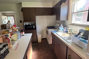 1128 McKinley Dr, Clairton, PA 15025 - Photo 11