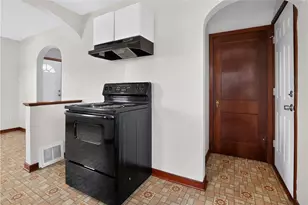 1010 Elmwood St, Port Vue, PA 15133 - Photo 7