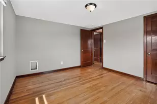 1010 Elmwood St, Port Vue, PA 15133 - Photo 7