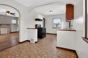 1010 Elmwood St, Port Vue, PA 15133 - Photo 9