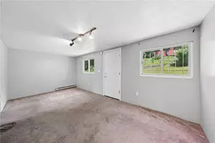 7931 Thon Dr, Pittsburgh, PA 15147 - Photo 15