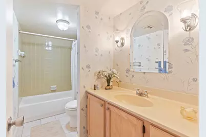 2120 Greentree Road #408E, Scott Township, PA 15220 - Photo 13
