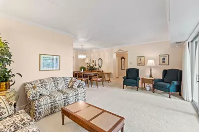 2120 Greentree Road #408E, Scott Township, PA 15220 - Photo 3