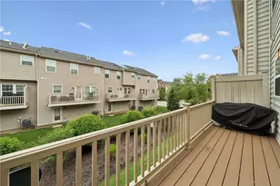 1803 Pointe View Dr, Adams Township, PA 16046 - Photo 29