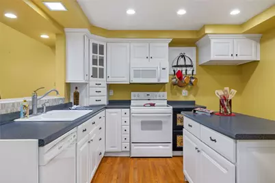 9610 Fox Rd, Pittsburgh, PA 15237 - Photo 13